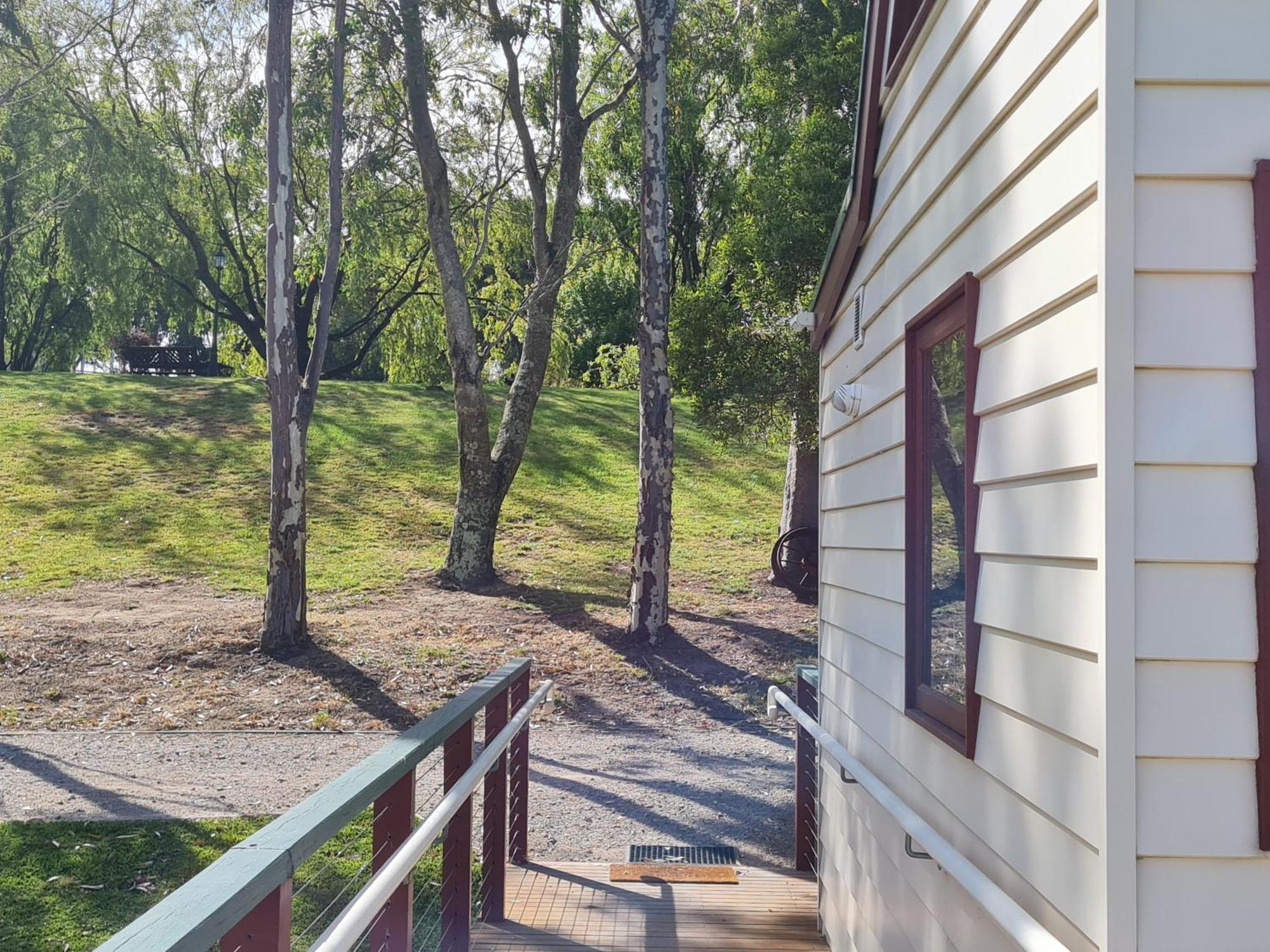 Maple Ridge Cottages Dumbalk Bilik gambar